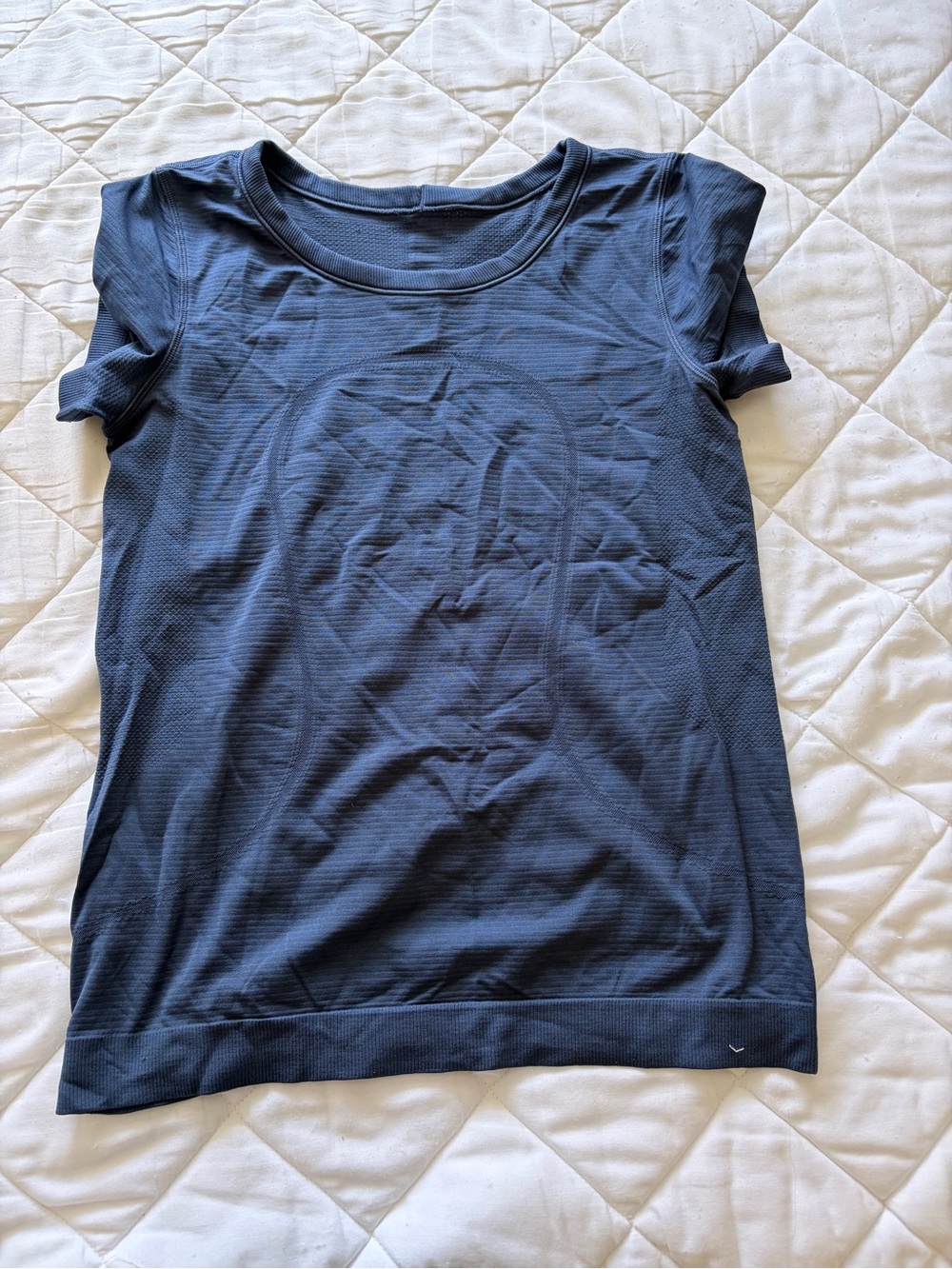 Lululemon short sleeve top